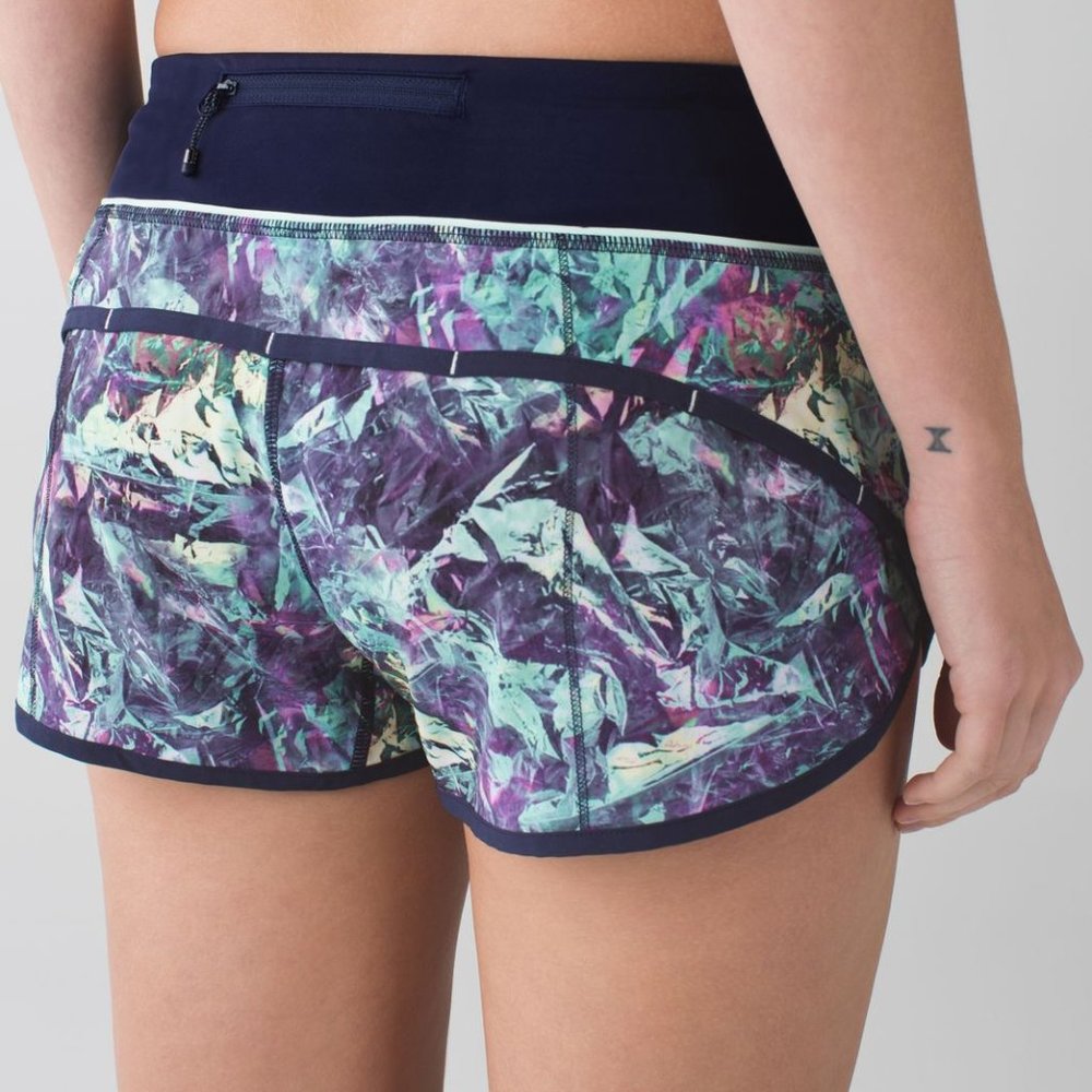 Size 6 - Lululemon Run: Speed Short *4-way Stretch